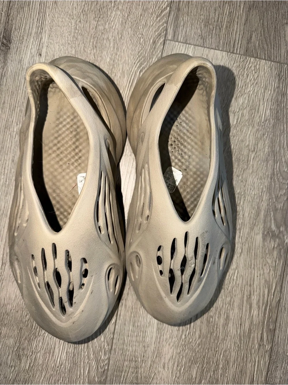 Adidas Yeezy foam runner size 6Y or 7.5W